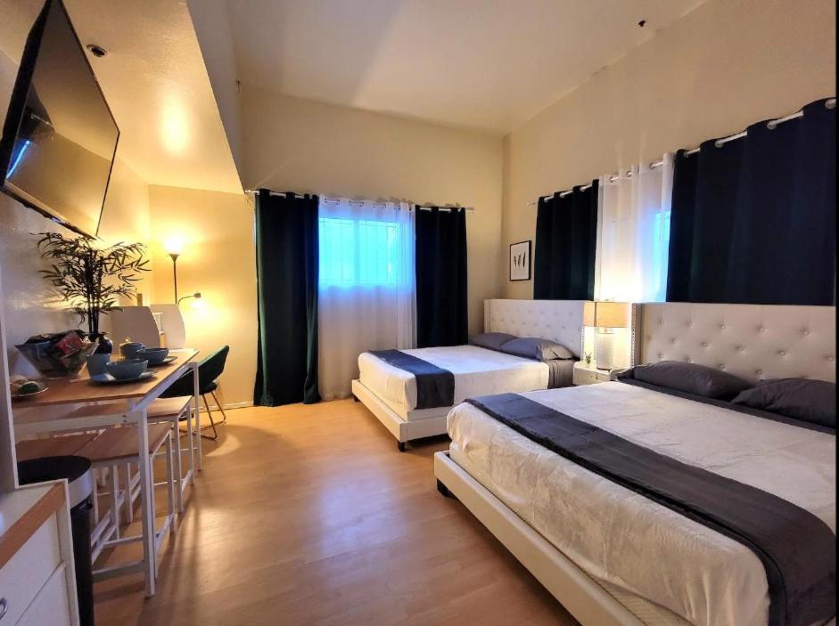 Apartamento Spacious With Two Queen Beds Near Beverlywood 5 Minutes To Rodeo Drive *
